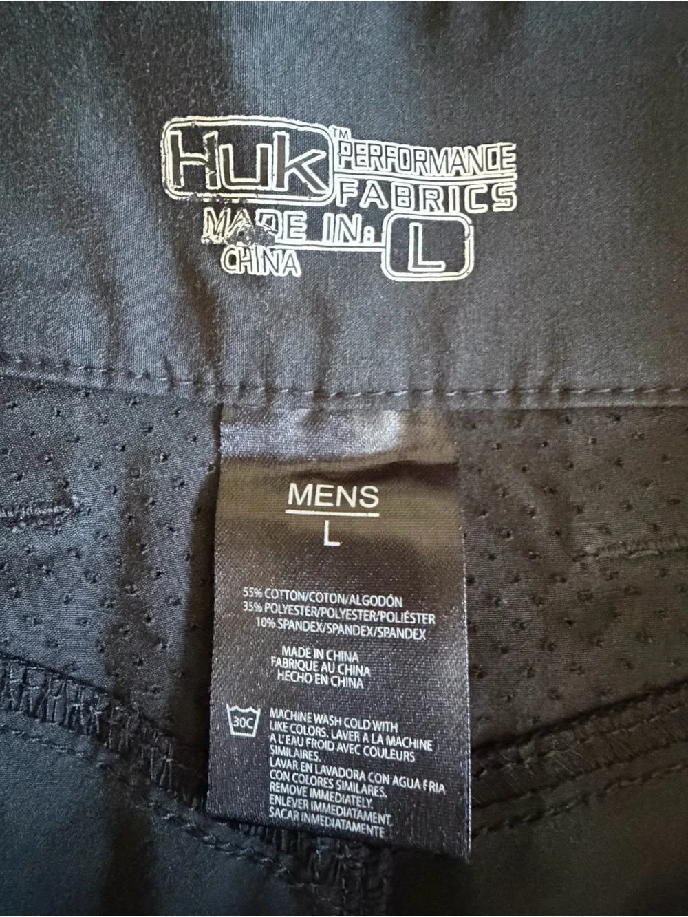 Huk Performance Fabrics Men's Black 10.5”Cargo Fishing Shorts L 36W Pockets